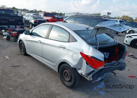 2013 Hyundai Accent Gls z USA, uszkodzony, nr VIN KMHCT4AE8DU535402